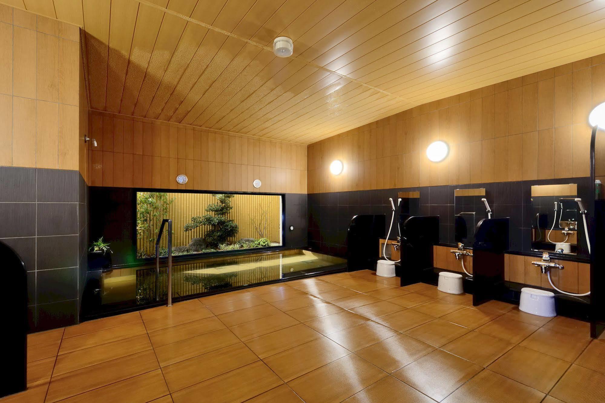 Hotel Route-Inn Saiki Ekimae Dış mekan fotoğraf